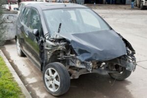 Read more about the article Sell your Damaged Car Removal Instantly